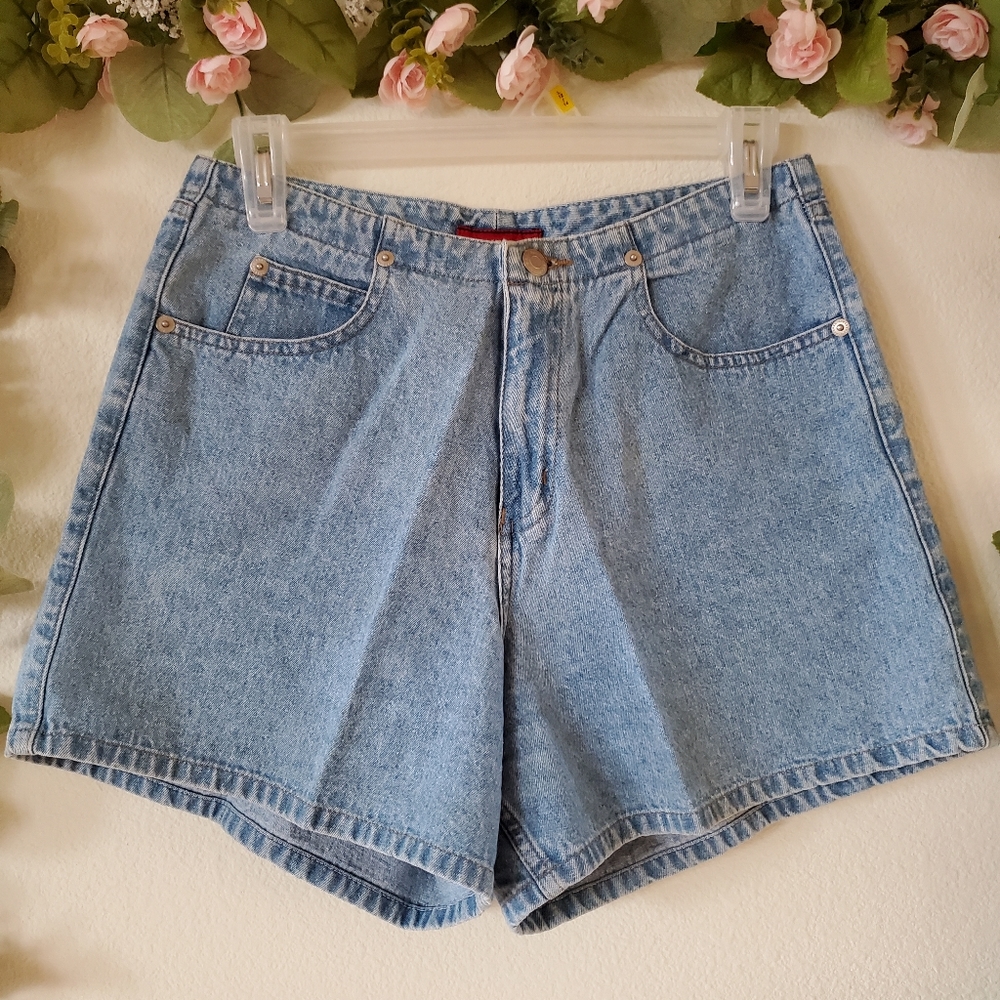 Palmetto's Short Shorts